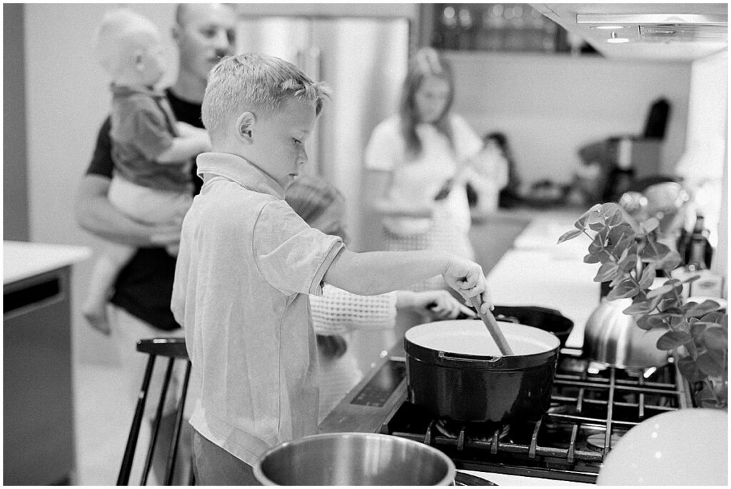 Minneapolis light and airy family photographer