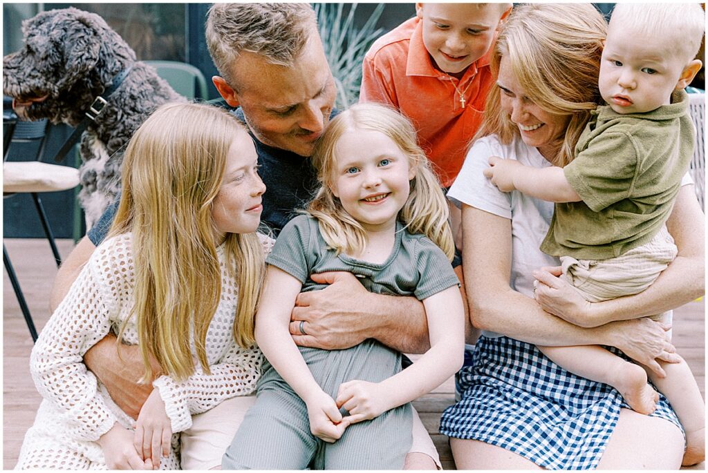 Minneapolis light and airy family photographer