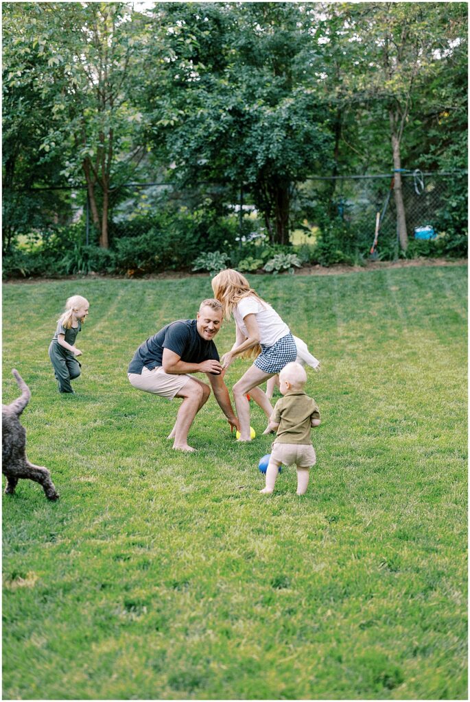 Minneapolis light and airy family photographer