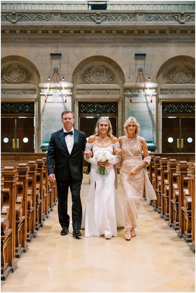 Minneapolis Light and Airy Wedding photography